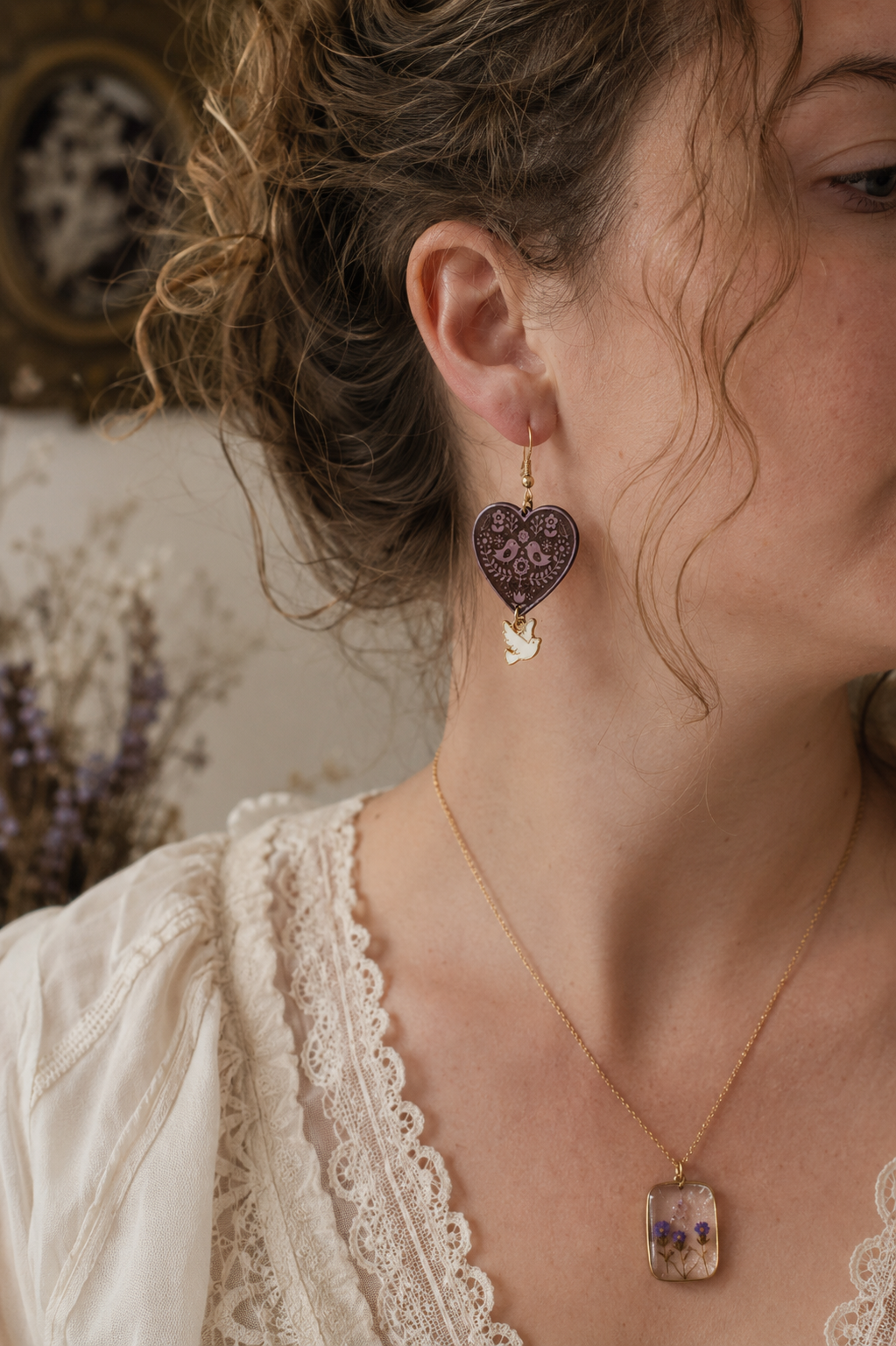 Boucles d'oreilles Nuntiae Lila